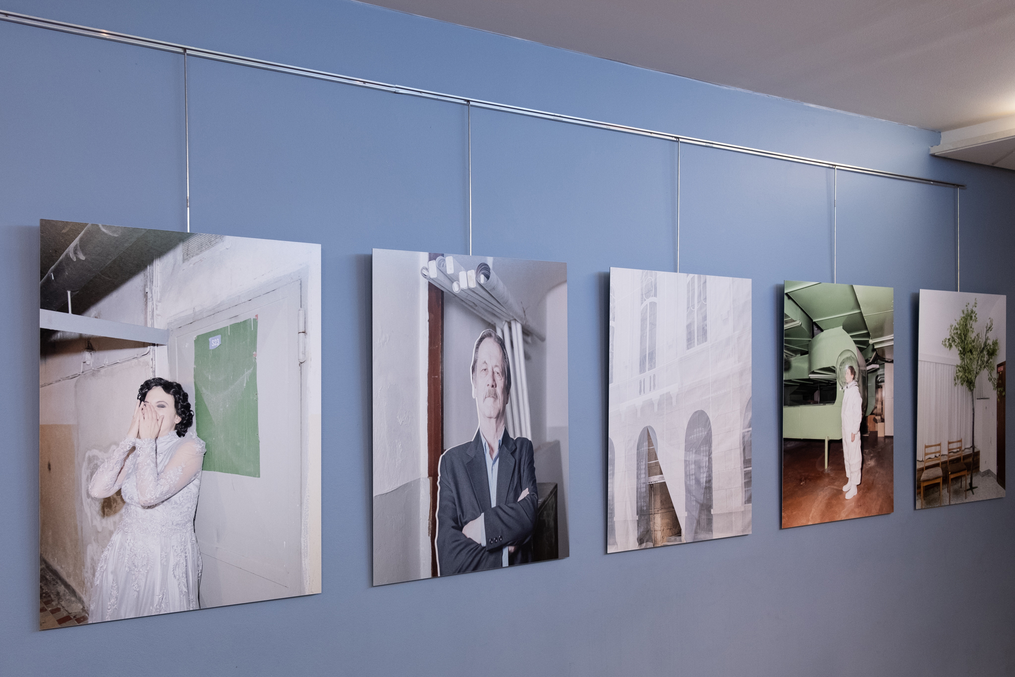Dvojnásobný laureát Bienále divadelnej fotografie Robert Tappert vystavuje v Prahe