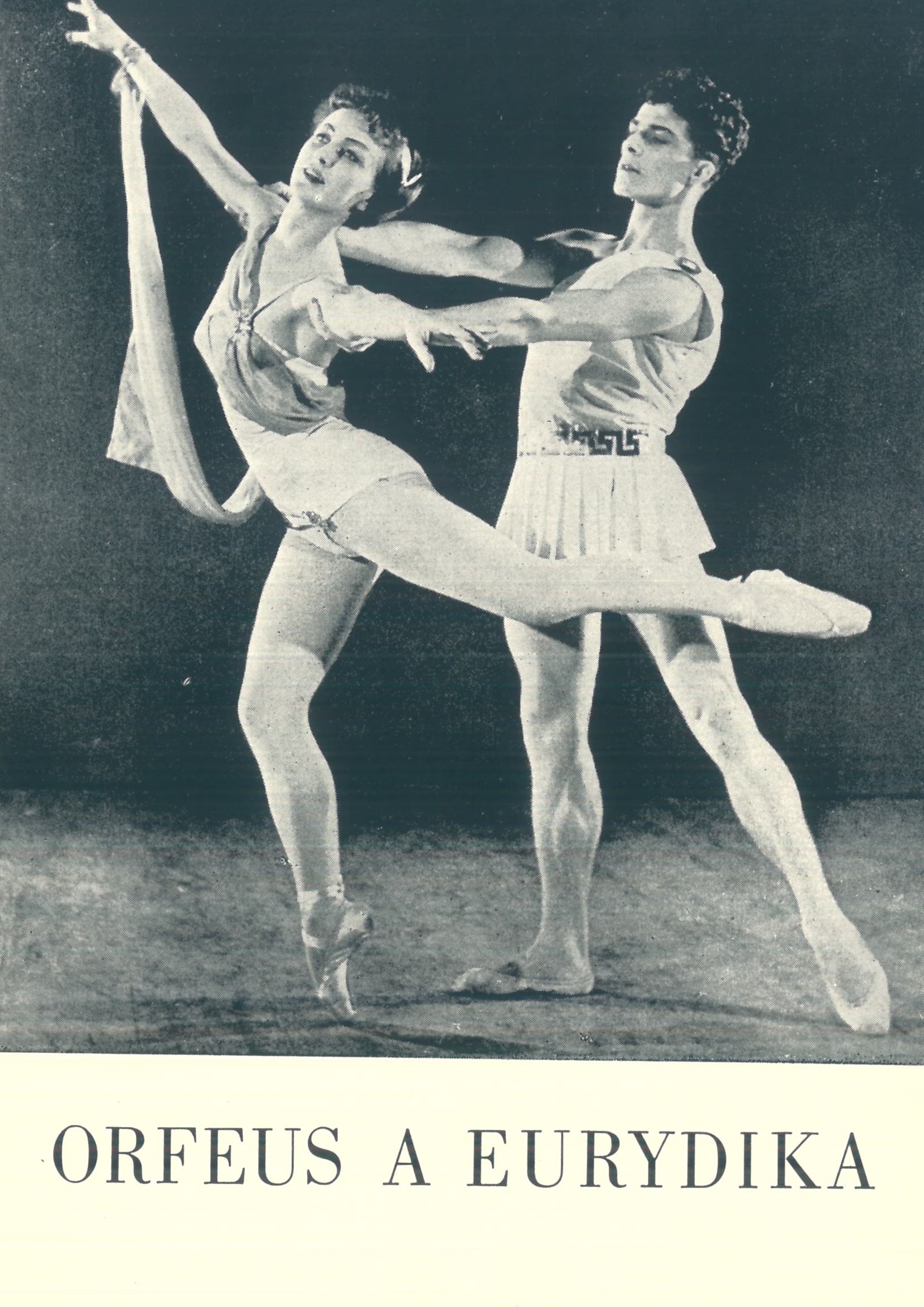 Orfeus a Eurydika_1958 Andrašovan: Orfeus a Eurydika, premiéra 13.04.1958, Štátne divadlo Košice zľava: Vlasta Potašová, Pavel Lukáč zdroj: foto Mária Litavská, Dokumentácia Divadelného ústavu