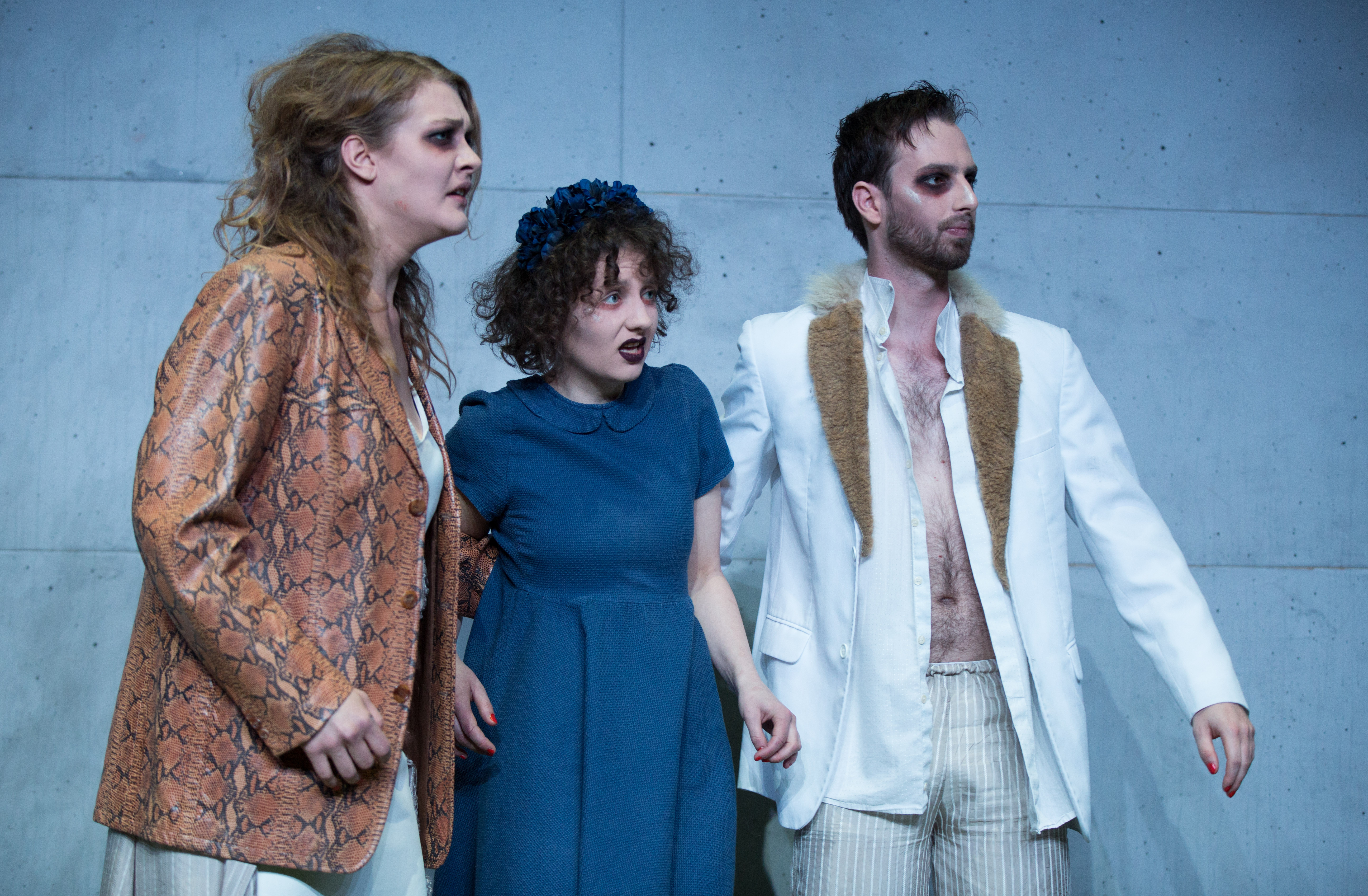 premiera nemecko besenova