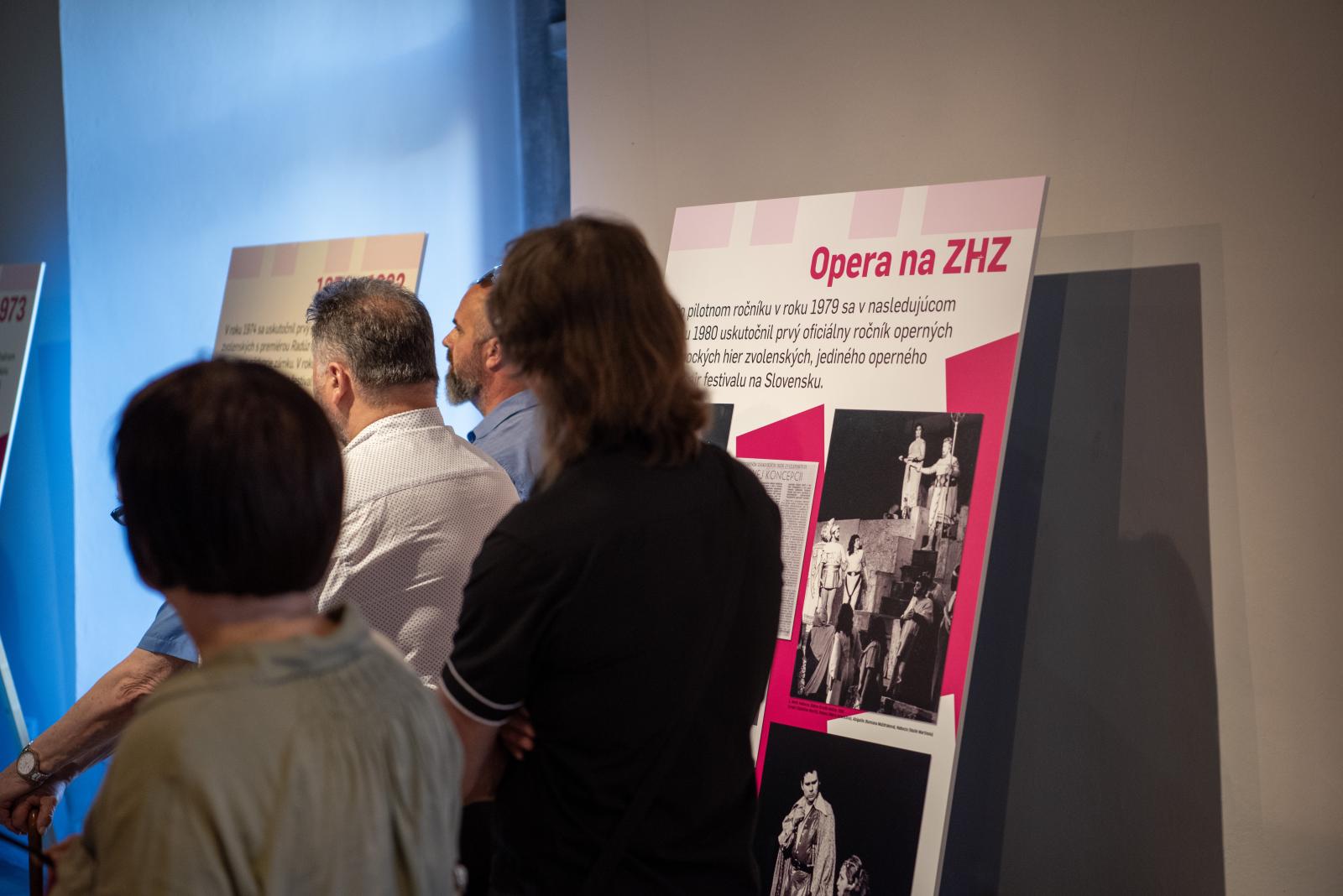 Výstava 50 rokov Zámockých hier zvolenských, foto Peter Zbončák