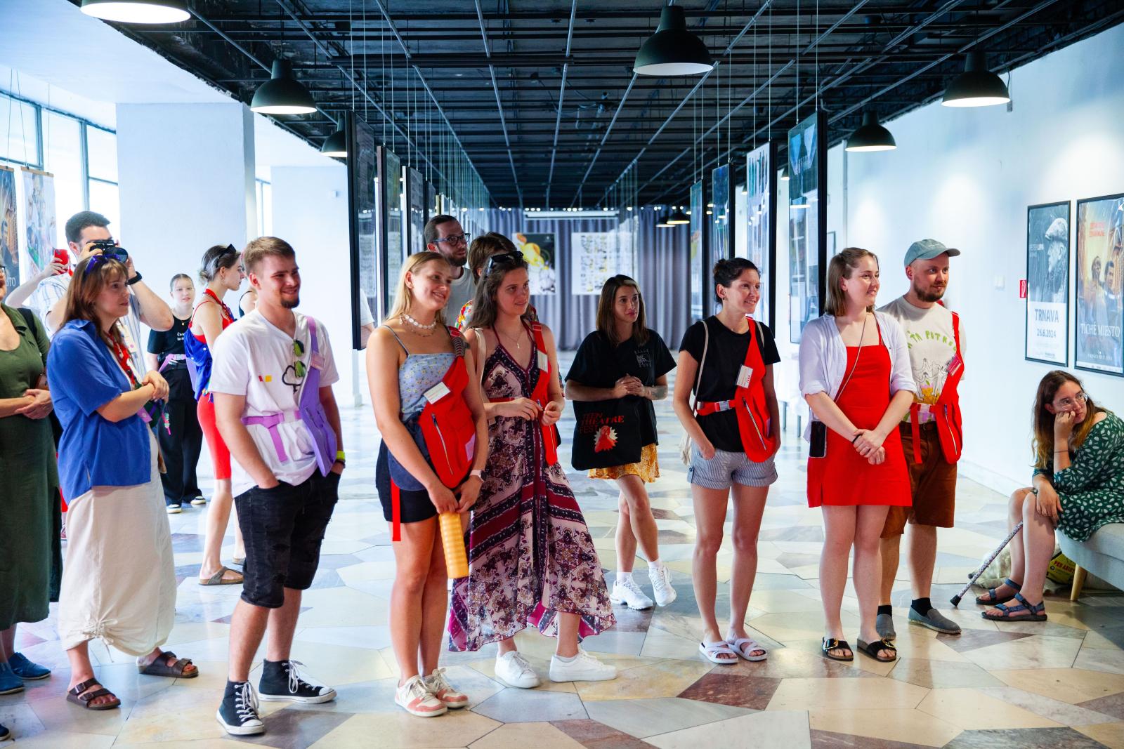 23. 6. 2024, Teen Theatre Fest: Vernisáž výstavy Klasika v grafickom románe v Kine Hviezda 