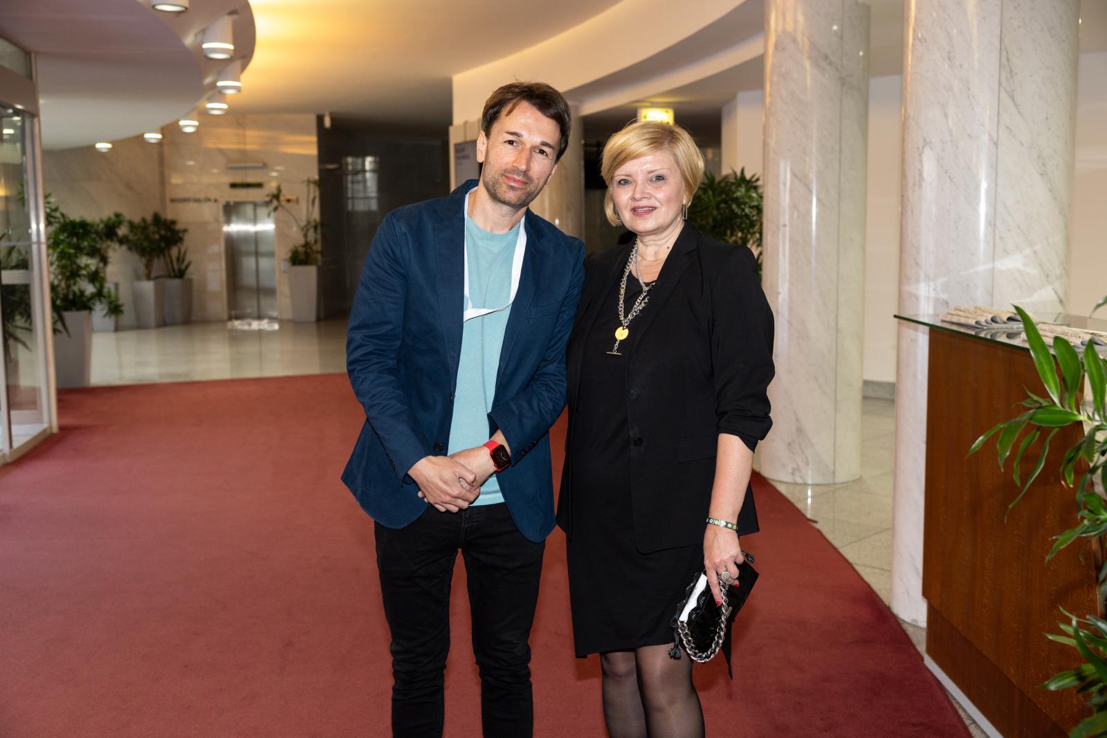 1. deň festivalu súčasnej drámy Nová dráma/New Drama 2025: slávnostné otvorenie
