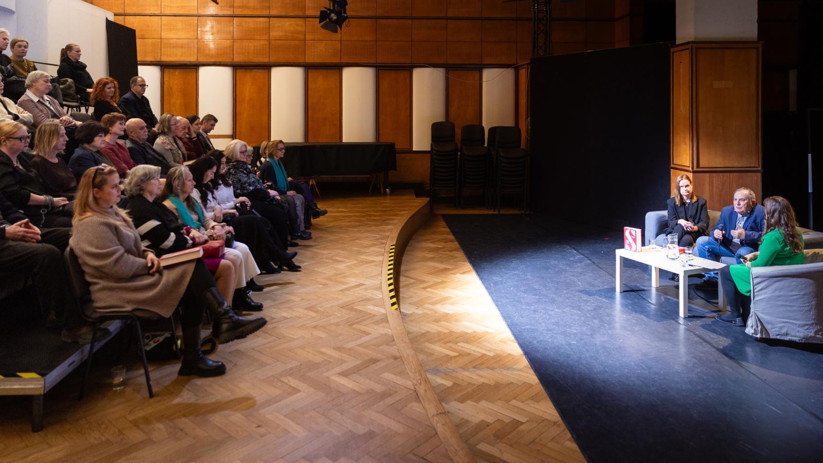 Prezentácia publikácie Slovník divadelných kritikov a publicistov v Štúdiu 12