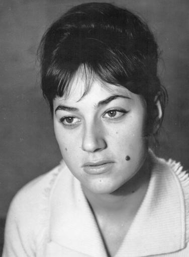 Navždy nás opustila femme fatale nitrianskeho divadla Nora Kuželová